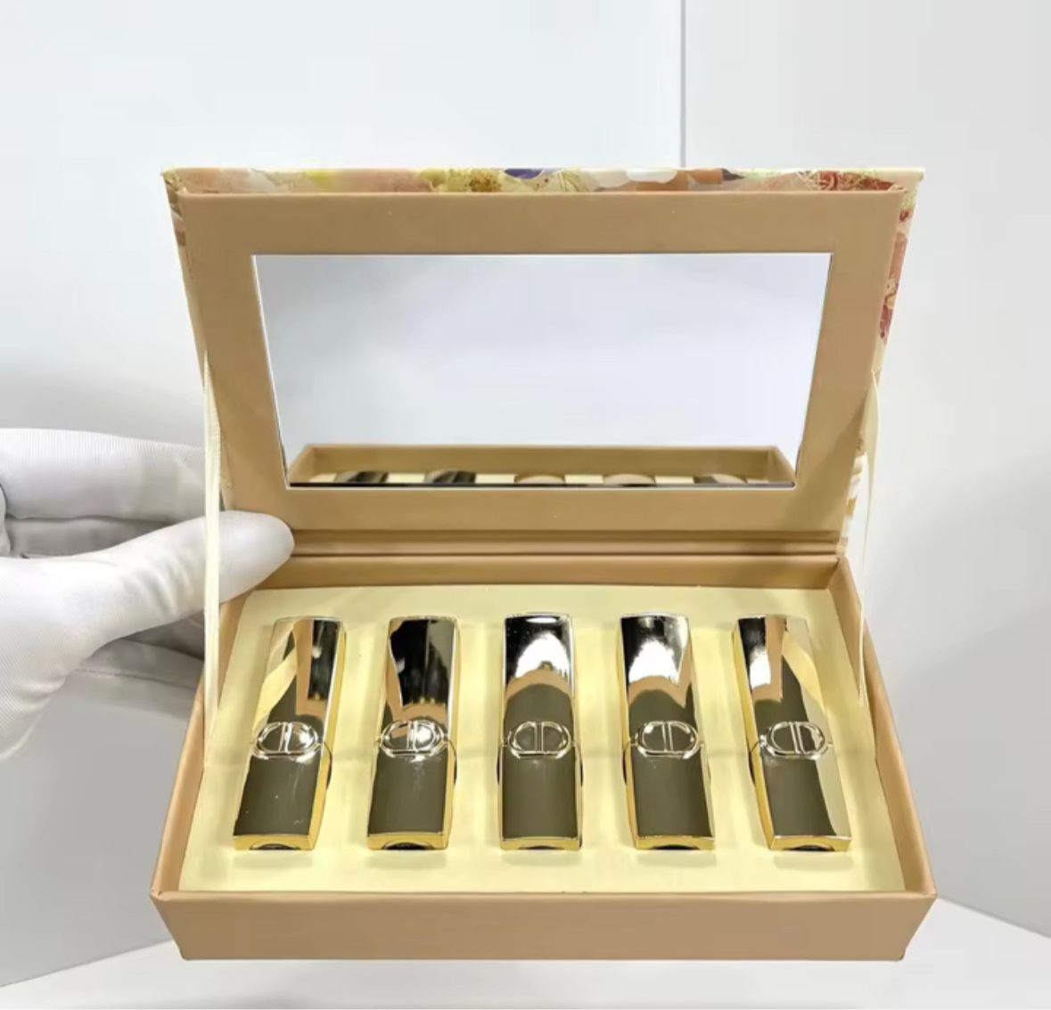 Coffret rouge à lèvre CD